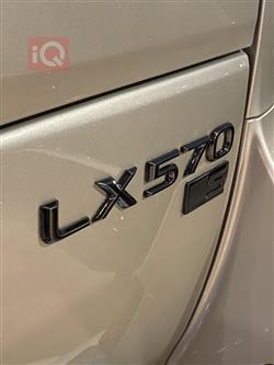 لكزس LX